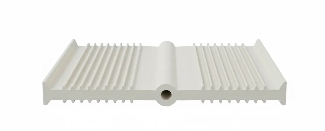 Ribbed with Central Bulb